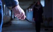 На Европейке мужчина порезал девушку и младенца ножом: что говорят в полиции