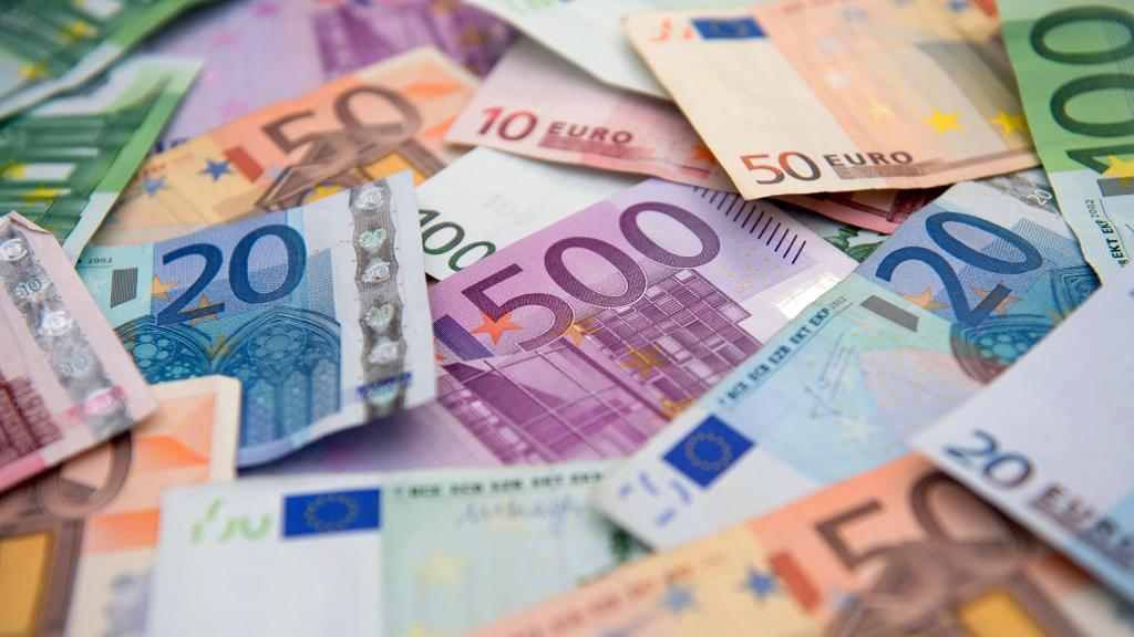 Новости Днепра про Евро подешевел: курс валют на 5 июля