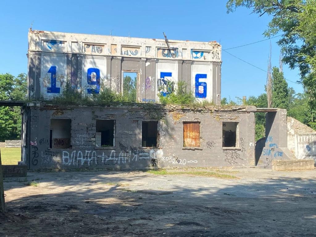 Новости Днепра про Призрак эпохи: единственный большой стадион в Приднепровске превратился в 