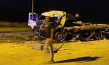 Масштабная авария: в Днепре столкнулись четыре грузовика