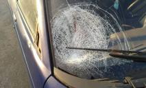 Не по правилам: В Днепре на Донецком шоссе легковушка сбила прохожую
