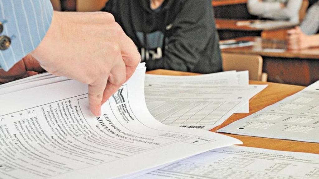 Новости Днепра про Пора готовиться: когда днепровские школьники будут проходить пробное ВНО