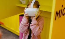 В кругосветку из Днепра: в центре появился бесплатный сервис виртуальной реальности