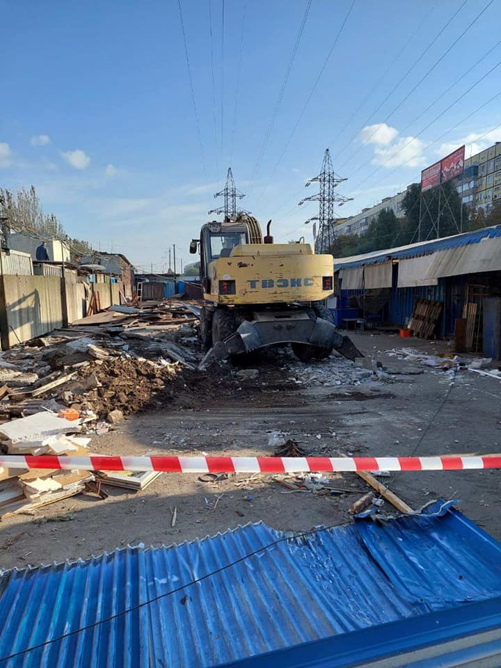 Новости Днепра про В Днепре на Березинке снесли строительный рынок