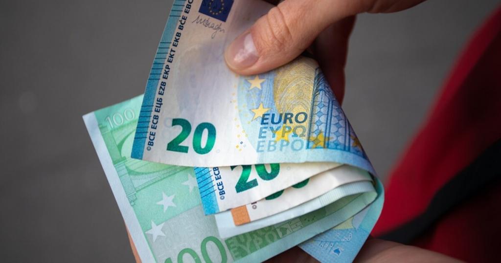 Новости Днепра про Евро стремительно растет: курс валют на 29 ноября