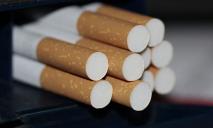 Не было денег на сигареты: в Днепре дети обокрали табачный киоск