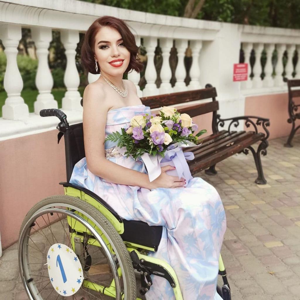 Новости Днепра про Miss Wheelchair World Ukraine: в Украине выбрали самую красивую девушку в инвалидной коляске
