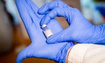На Днепропетровщине ежедневно делают почти 30 тысяч прививок от Covid-19