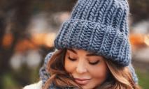 Косынка, меховая панама и балаклава: стилист из Днепра рассказала, какую шапку выбрать на зиму 2021/22 (ФОТО)