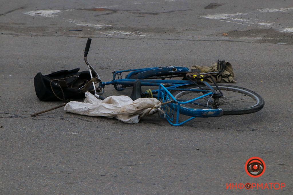 Новости Днепра про На Донецком шоссе велосипедист попал под колеса авто (ФОТО)