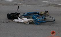 На Донецком шоссе велосипедист попал под колеса авто (ФОТО)