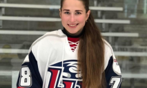 Хоккеистка из Днепра будет играть в профессиональной женской лиге США