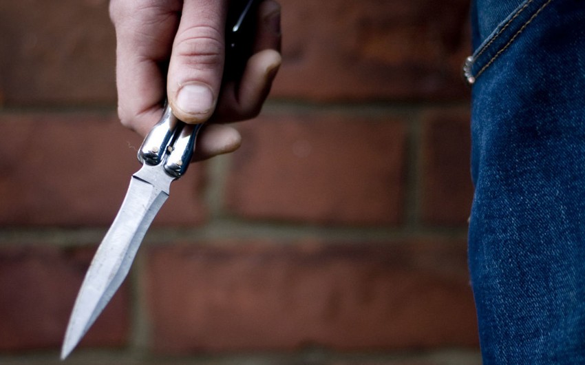 Новости Днепра про Мужчина с ножом напал на человека в Днепре (ВИДЕО МОМЕНТА)