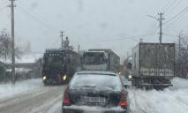 Проезд заблокирован: на Криворожской и Илларионовской фуры перегородили дорогу
