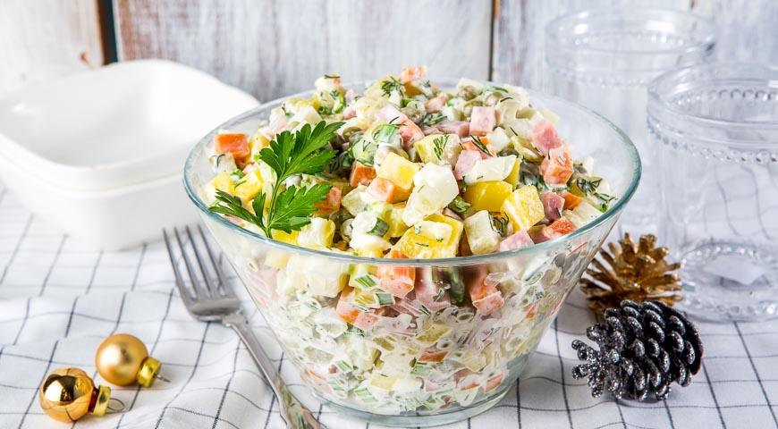 Новости Днепра про Хозяйкам на заметку: как приготовить новогодний салат 