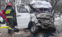 Погибло 11 человек: в Черниговской области столкнулись грузовик и маршрутка