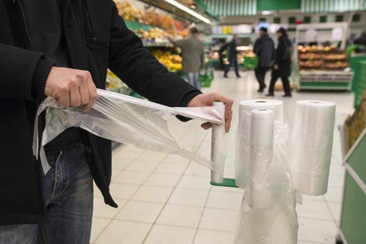 Новости Днепра про Заставят платить больше: сколько будут стоить пакетики в супермаркетах Днепра с 1 февраля