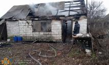 Погиб 55-летний мужчина: на Днепропетровщине горел частный дом