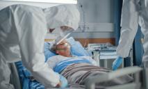 Когда Украину накроет новая волна коронавируса: прогнозы МОЗ