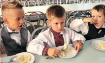 Сырная запеканка и несладкий чай: в Днепре родители показали, чем кормят детей в школе по меню Клопотенко