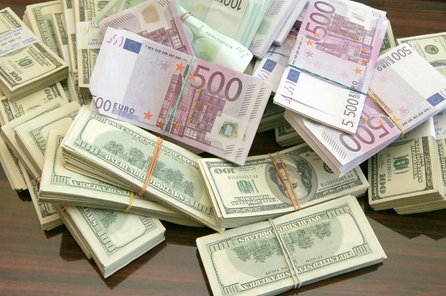 Новости Днепра про Доллар и евро стремительно растут: курс валют на 13 января