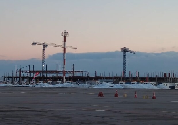 Новости Днепра про Процесс идет: в днепровском аэропорту достроили первый этаж нового терминала