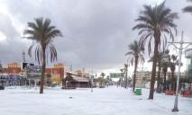Отпуск отменяется: популярный Египетский курорт засыпало снегом