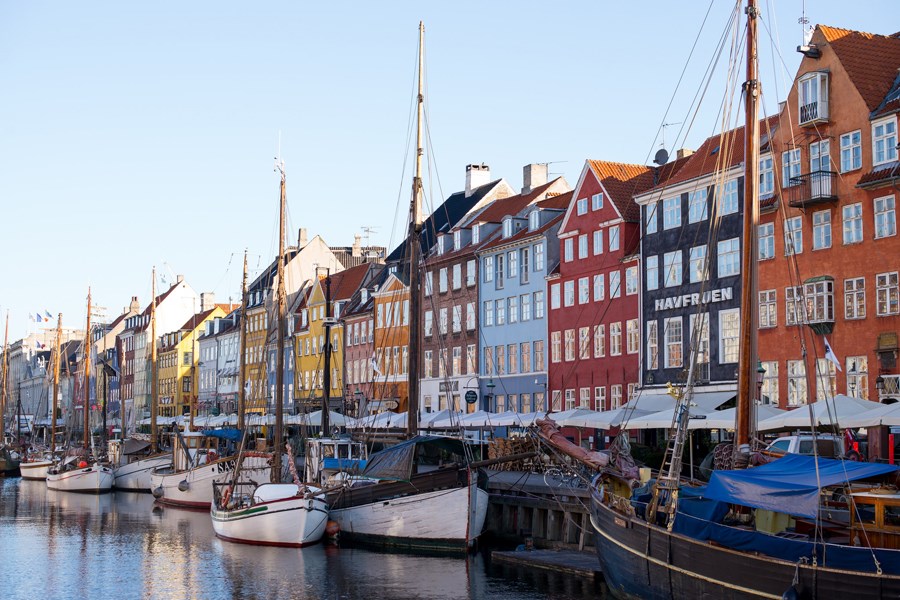 Новости Днепра про Первая среди стран ЕС: Дания отменяет все карантинные ограничения