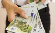 Евро продолжает дорожать: курс валют на 14 января