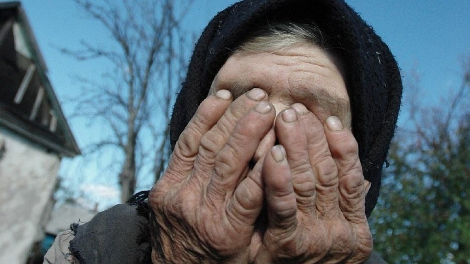 Новости Днепра про В Днепре 83-летняя бабушка забыла где живёт и не могла попасть домой