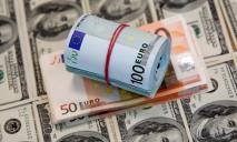 Доллар и евро стремительно растут: курс валют на 19 января