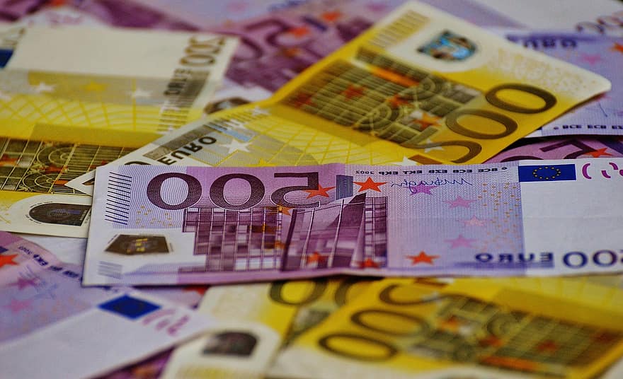 Новости Днепра про Евро дорожает: курс валют на 12 января