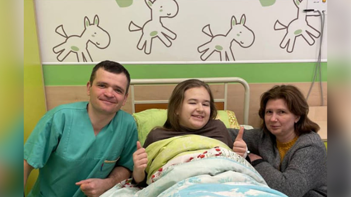 Новости Днепра про 13-летняя девочка упала с коня в Днепре: как прошла операция