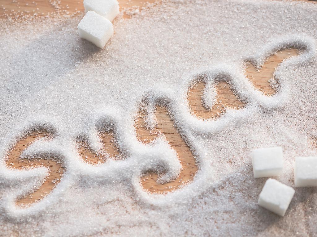 Новости Днепра про Сладкая жизнь дорожает: в Украине растут ценники на сахар