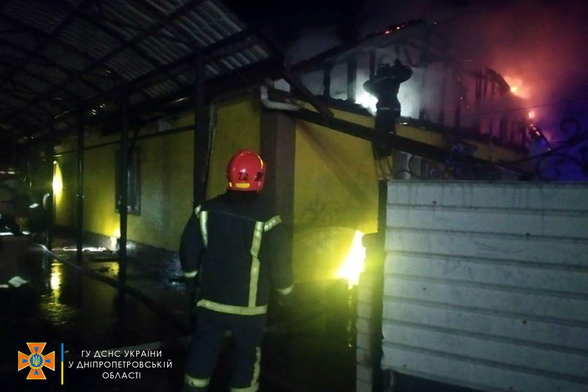 Новости Днепра про На Днепропетровщине горел одноэтажный жилой дом