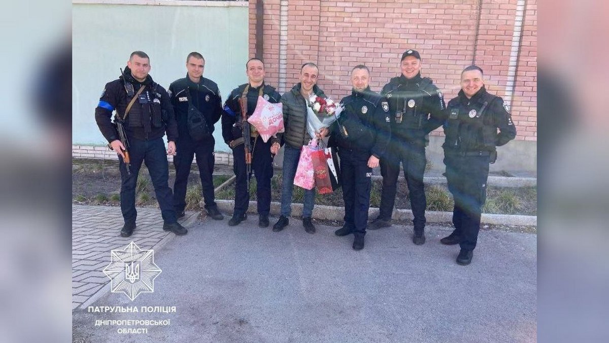 Новости Днепра про Жизнь продолжается: в семье днепровского полицейского родилась дочь