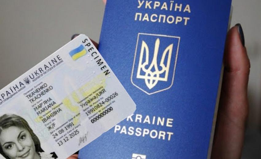 Новости Днепра про Выезд за пределы Украины теперь по загранпаспортам: для кого сделают исключение 