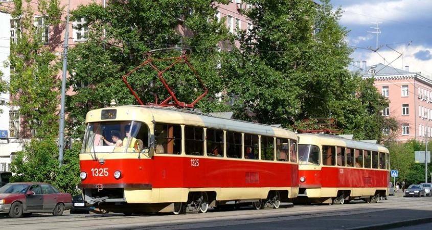 Новости Днепра про Трамваи №1 и троллейбусы №1 и «Б» в Днепре будут задерживаться