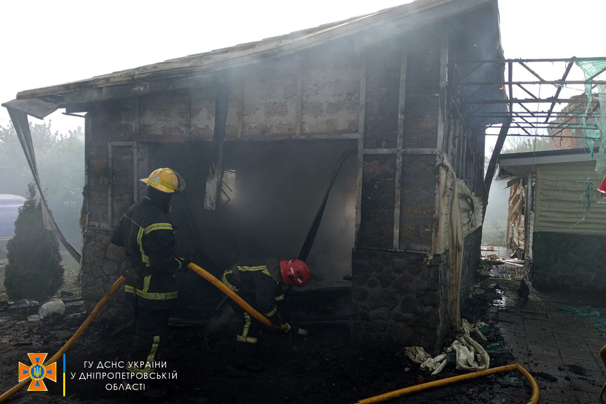 Новости Днепра про В Днепропетровской области горел гараж