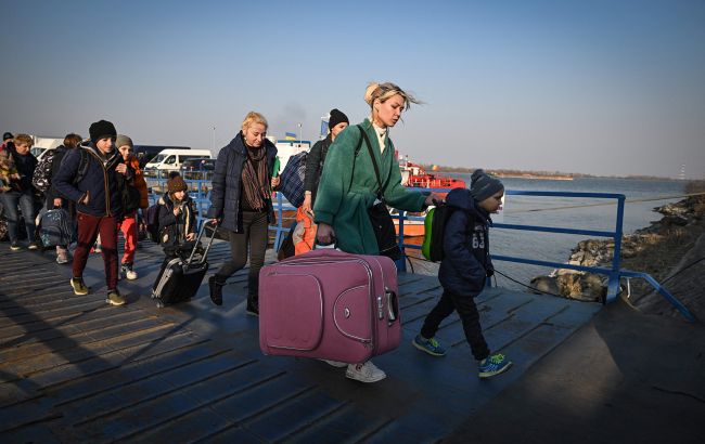 Новости Днепра про Украинским беженцам в Европе отменили бесплатный проезд в транспорте