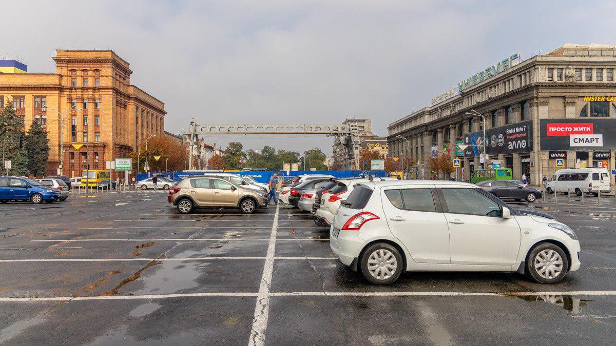 Новости Днепра про Часть парковок в центре Днепра снова стали платными