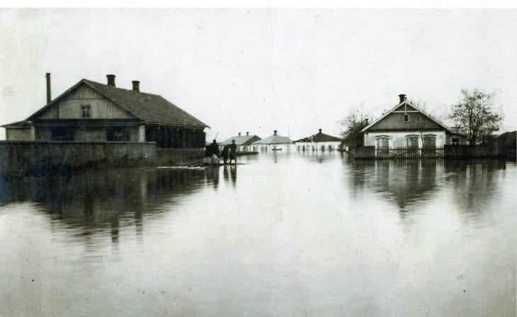 Новости Днепра про Город затопило за 2 часа, а в центре плавали на лодках: история наводнений в Днепре