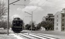 Железная дорога вместо аллеи с цветами: как выглядел проспект Гагарина в Днепре в 1950-х годах (ФОТО)