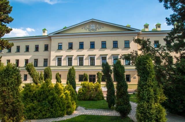 Новости Днепра про Почему больницу Мечникова в Днепре хотят передать в управление Минздрава