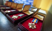Четверых военных с Днепропетровщины посмертно наградили орденами «За мужество»
