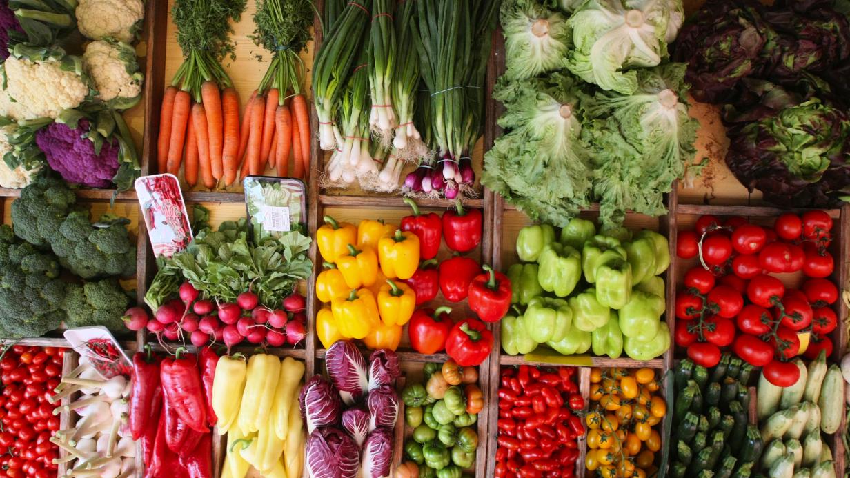 Новости Днепра про В Украине ожидается дефицит овощей: что исчезнет с полок супермаркетов Днепра этим летом