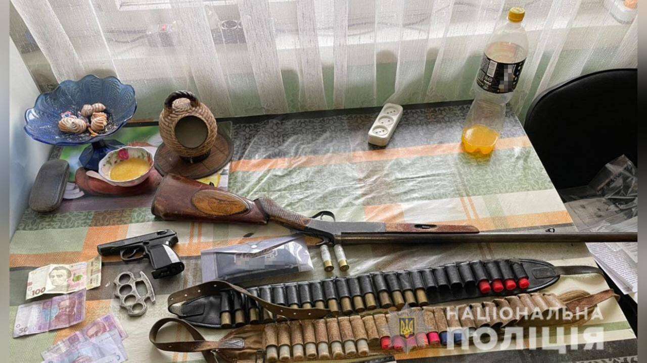 Новости Днепра про Оружие, наркотики и боеприпасы: на Днепропетровщине задержали мужчину