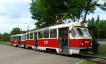 Від сьогодні у Дніпрі популярний трамвай тимчасово змінить маршрут