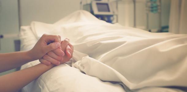 20-летний парень, получивший травмы во время ныряния, скончался в днепровской больнице