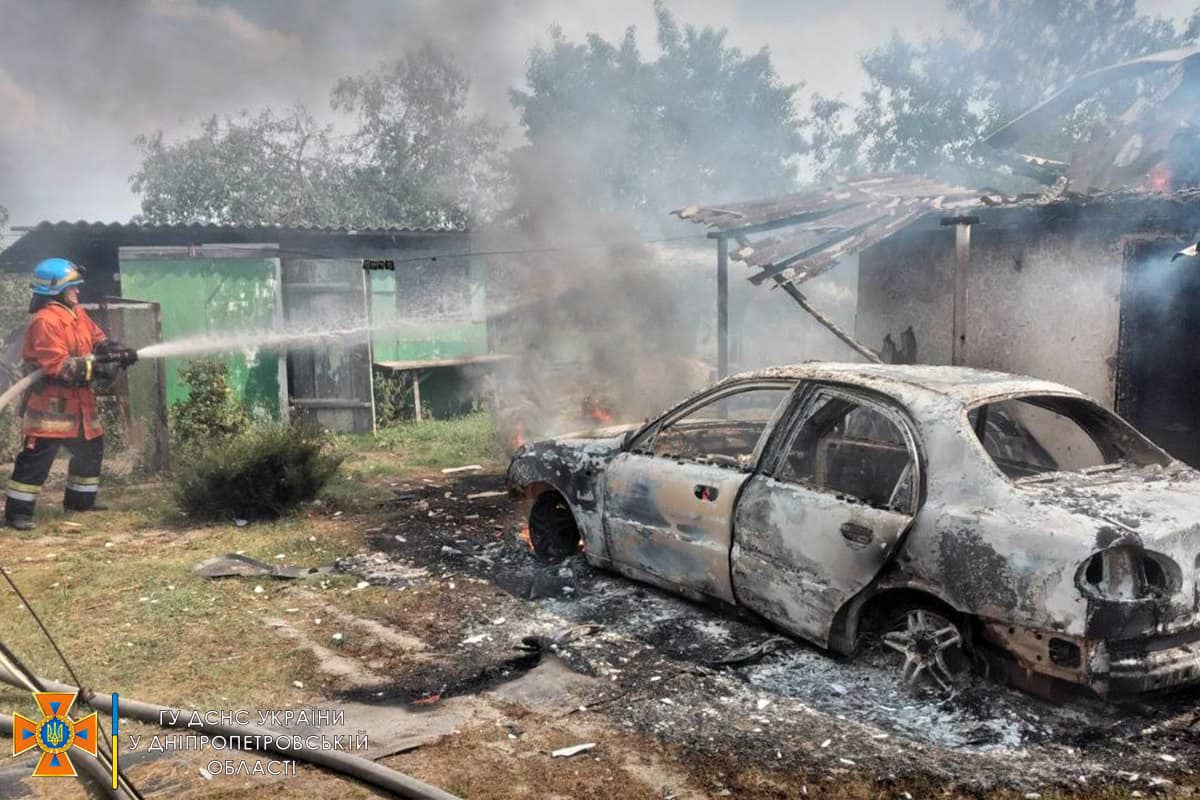 Новости Днепра про Дым был виден издалека: на Днепропетровщине горели летняя кухня и автомобиль